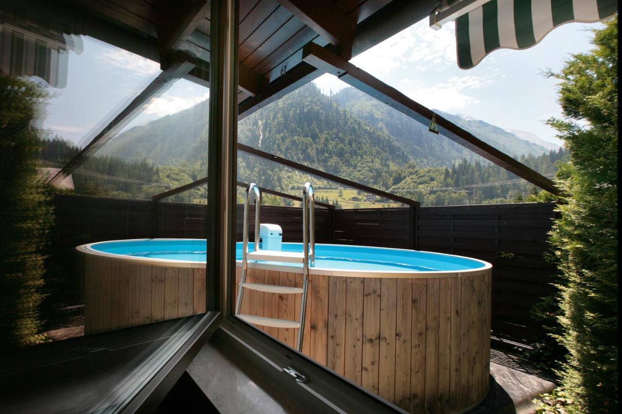 Chalet Sabrina Mit Aussenpool Im Sommer Kaprun Luaran gambar